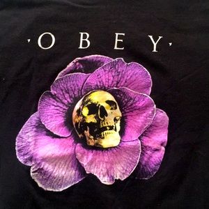 Obey T-shirt Size XL